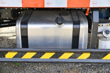 ���� ����W15 102���� 4X2 3.05����ж��(��ɫ)ͼƬ