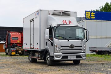 解放 领途 160马力 4X2 法士特8档 4.13米冷藏车