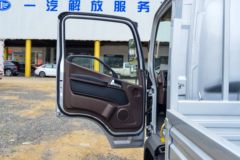 解放 虎VN 招财虎 155马力 4.2米单排栏板轻卡(CA1043P40K61L2E6A84)