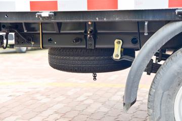 ����;�� T5 1.6L 122���� ���� 3.5�׵�������С��(EQ1033S16QCC)ͼƬ