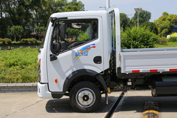 ���� ����������K6 ������ 2.0L 127���� CNG 4.17�׵��������Ῠ(EQ1030S3TNE)ͼƬ