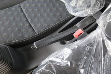 ���� ����������K6 ������ 2.0L 127���� CNG 4.17�׵��������Ῠ(EQ1030S3TNE)ͼƬ