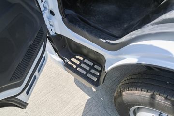 ���� ����������K6 ������ 2.0L 127���� CNG 4.17�׵��������Ῠ(EQ1030S3TNE)ͼƬ