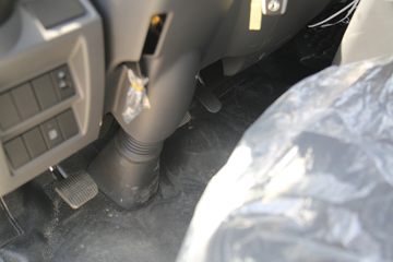 ���� ����������K6 ������ 2.0L 127���� CNG 4.17�׵��������Ῠ(EQ1030S3TNE)ͼƬ