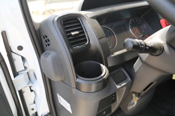 ���� ����������K6 ������ 2.0L 127���� CNG 4.17�׵��������Ῠ(EQ1030S3TNE)ͼƬ