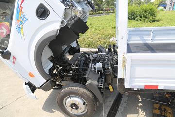 ���� ����������K6 ������ 2.0L 127���� CNG 4.17�׵��������Ῠ(EQ1030S3TNE)ͼƬ