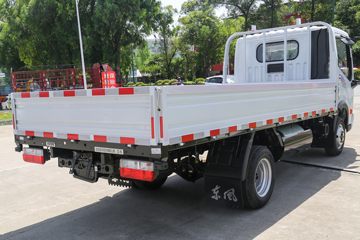 ���� ����������K6 ������ 2.0L 127���� CNG 4.17�׵��������Ῠ(EQ1030S3TNE)ͼƬ