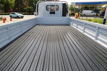 ���� ����������K6 ������ 2.0L 127���� CNG 4.17�׵��������Ῠ(EQ1030S3TNE)ͼƬ