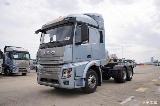 ���� ��ҫX5�ؿ� 500���� 6X4 LNGǣ����(HFC4251P4N8E38S)