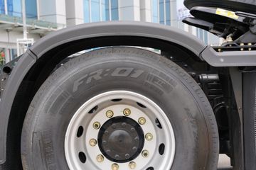 �ൺ��� JH6�ؿ� ����� 600���� 6X4 LNG�Զ���ǣ����(Һ��)(CA4250P25K2T1NE6A81)ͼƬ