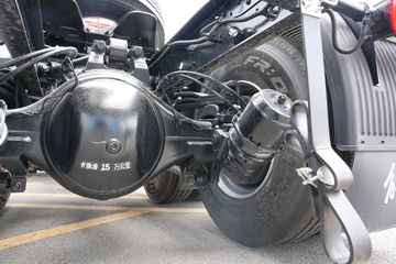 �ൺ��� JH6�ؿ� ����� 600���� 6X4 LNG�Զ���ǣ����(Һ��)(CA4250P25K2T1NE6A81)ͼƬ