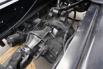 �ൺ��� JH6�ؿ� ����� 600���� 6X4 LNG�Զ���ǣ����(Һ��)(CA4250P25K2T1NE6A81)ͼƬ