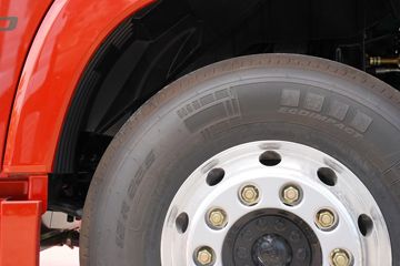 �ൺ��� JH6�ؿ� ����� 600���� 6X4 LNG�Զ���ǣ����(Һ��)(CA4250P25K2T1NE6A81)ͼƬ