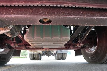 �ൺ��� JH6�ؿ� ����� 600���� 6X4 LNG�Զ���ǣ����(Һ��)(CA4250P25K2T1NE6A81)ͼƬ