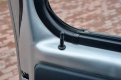东风途逸 T3 1.6L 123马力 汽油 3.7米单排厢式小卡(EQ5032XXY60Q1EAC)
