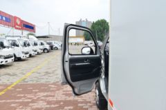 东风途逸 T3 1.6L 123马力 汽油 3.7米单排厢式小卡(EQ5032XXY60Q1EAC)