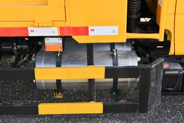 ���� ����F6 126���� 4X2 3.13����ж��(EQ3070D5EDF)ͼƬ