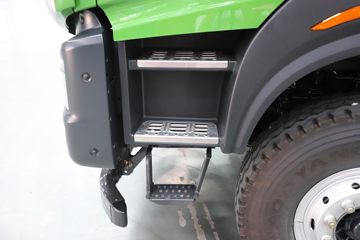 �������� ����HK 460���� 8X4 5.8����ж��(LZ3311H7FC1)ͼƬ