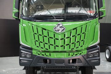 �������� ����HK 460���� 8X4 5.8����ж��(LZ3311H7FC1)ͼƬ