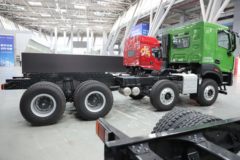 东风柳汽 乘龙HK 460马力 8X4 5.8米自卸车(LZ3311H7FC1)