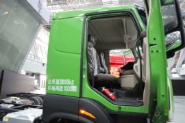 乘龙HK 自卸车驾驶室                                               图片