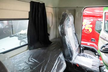 �������� ����HK 460���� 8X4 5.8����ж��(LZ3311H7FC1)ͼƬ