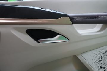 �������� ����HK 460���� 8X4 5.8����ж��(LZ3311H7FC1)ͼƬ