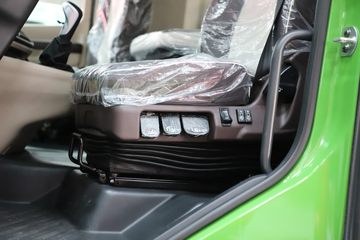 �������� ����HK 460���� 8X4 5.8����ж��(LZ3311H7FC1)ͼƬ