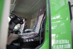 东风柳汽 乘龙HK 460马力 8X4 5.8米自卸车(LZ3311H7FC1)