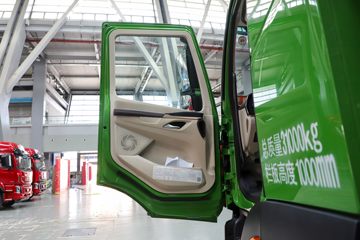 �������� ����HK 460���� 8X4 5.8����ж��(LZ3311H7FC1)ͼƬ