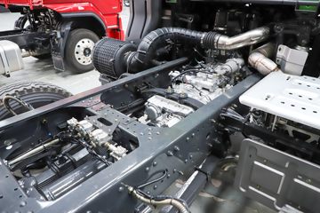 �������� ����HK 460���� 8X4 5.8����ж��(LZ3311H7FC1)ͼƬ