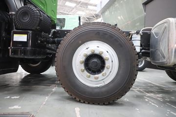 �������� ����HK 460���� 8X4 5.8����ж��(LZ3311H7FC1)ͼƬ