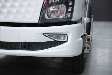 �������� ����L2V ���� 4.5T 4.165�׵���ȼ�ϵ����ʽ�Ῠ21.024kWhͼƬ