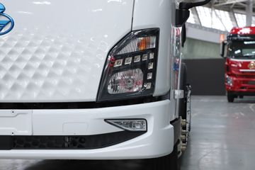 �������� ����L2V ���� 4.5T 4.165�׵���ȼ�ϵ����ʽ�Ῠ21.024kWhͼƬ