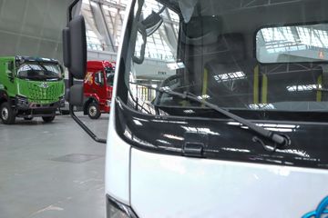 �������� ����L2V ���� 4.5T 4.165�׵���ȼ�ϵ����ʽ�Ῠ21.024kWhͼƬ