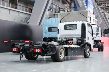 �������� ����L2V ���� 4.5T 4.165�׵���ȼ�ϵ����ʽ�Ῠ21.024kWhͼƬ