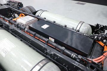 �������� ����L2V ���� 4.5T 4.165�׵���ȼ�ϵ����ʽ�Ῠ21.024kWhͼƬ