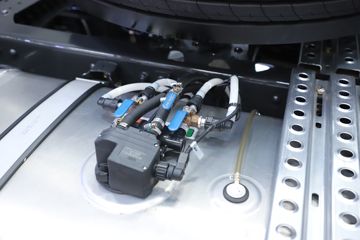 �������� ����HK 680���� 6X4 AMT�Զ���ǣ����ͼƬ