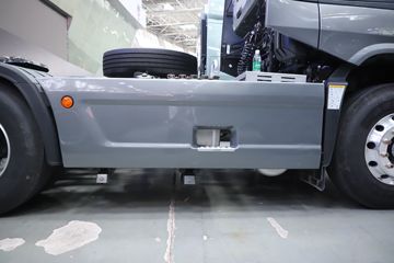 �������� ����HK 680���� 6X4 AMT�Զ���ǣ����ͼƬ