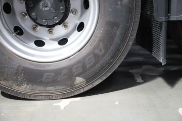 �������� ����HK 680���� 6X4 AMT�Զ���ǣ����ͼƬ