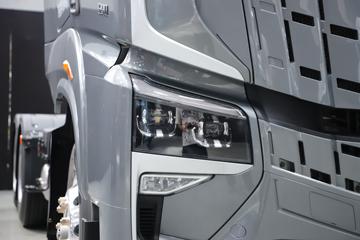 �������� ����HK 580���� 6X4 LNG�Զ���ǣ����(Һ��)ͼƬ