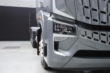 �������� ����HK 580���� 6X4 LNG�Զ���ǣ����(Һ��)ͼƬ