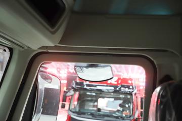 �������� ����HK 580���� 6X4 LNG�Զ���ǣ����(Һ��)ͼƬ