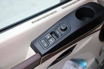 �������� ����HK 580���� 6X4 LNG�Զ���ǣ����(Һ��)ͼƬ