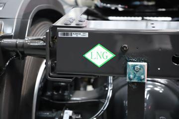 �������� ����HK 580���� 6X4 LNG�Զ���ǣ����(Һ��)ͼƬ