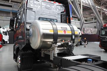 �������� ����HK 580���� 6X4 LNG�Զ���ǣ����(Һ��)ͼƬ