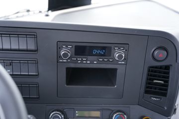 ���� ��ҫX5 240���� 4X2 9.6����ʽ�ػ���ͼƬ