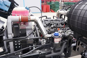 ���� ��ҫX5 240���� 4X2 9.6����ʽ�ػ���ͼƬ