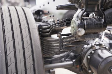 ���� ��ҫX5 240���� 4X2 9.6����ʽ�ػ���ͼƬ