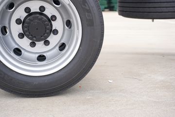 ���� ��ҫX5 240���� 4X2 9.6����ʽ�ػ���ͼƬ